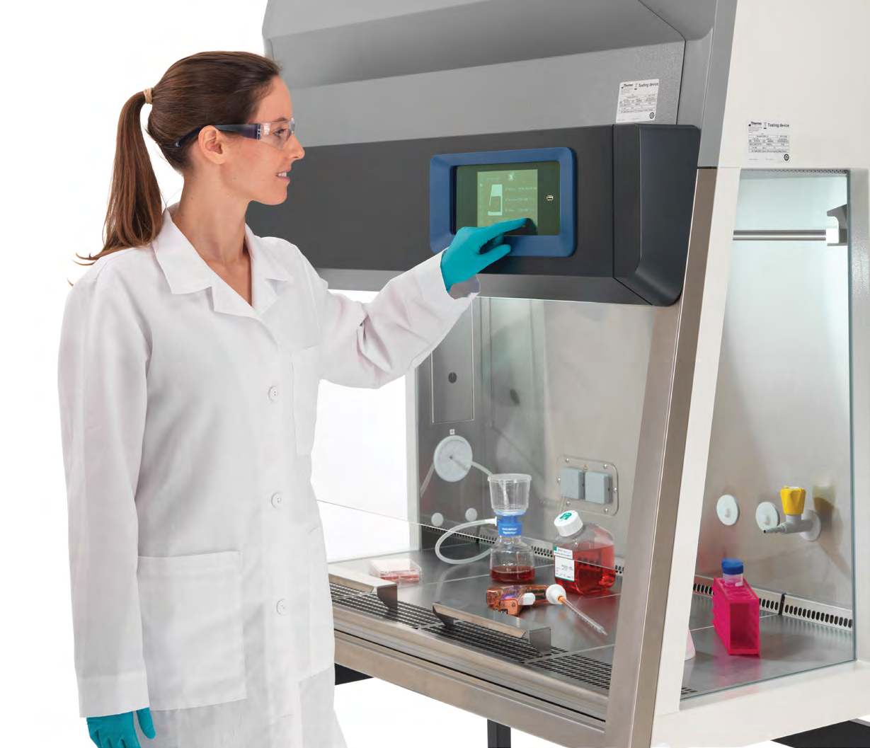 Biological safety cabinet and operator
